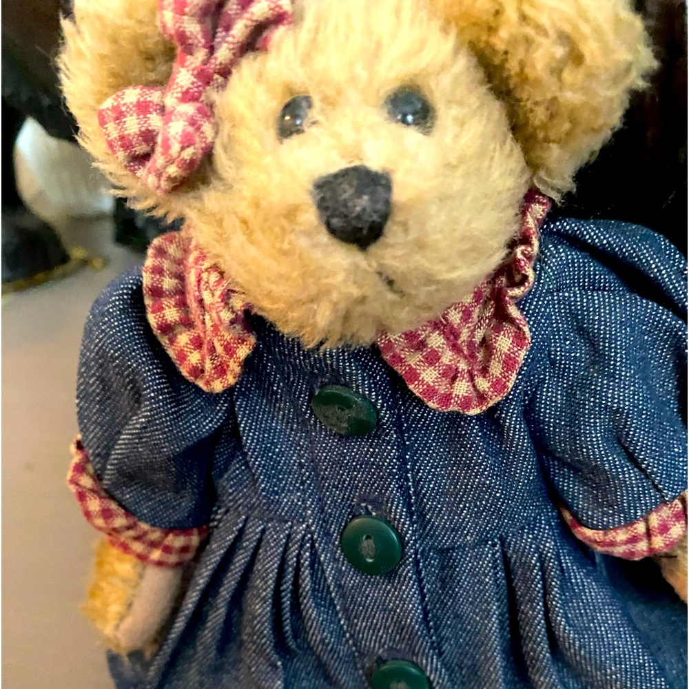 Vintage Boyd’s Bear Bonnie